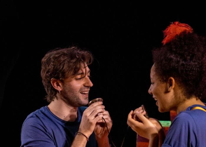 main_ABCDEmozioni_DIspariTeatro (3) main_ABCDEmozioni_DIspariTeatro (3)